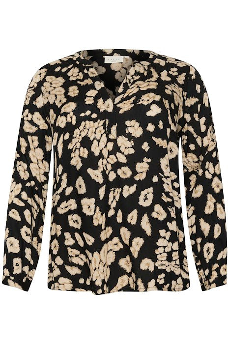 Kaffe Curve blouse zwart wit print animal model KcBella