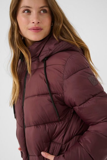Kaffe winter jas bordeaux gewatteerd model KaSusanne jacket fudge