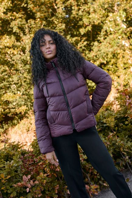 Kaffe winter jas bordeaux gewatteerd model KaSusanne jacket fudge