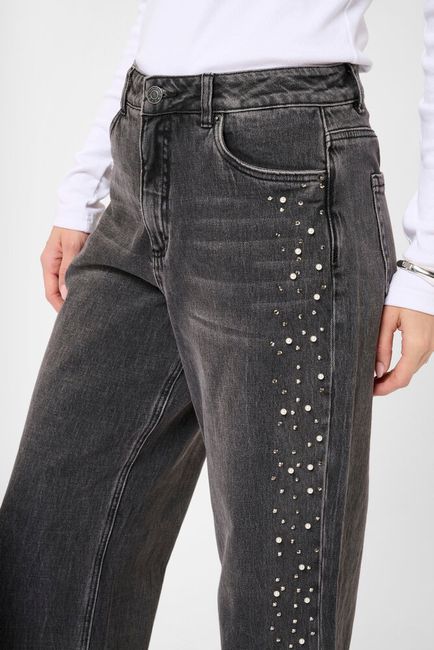 Kaffe jeans zwart grijs model KApetra met parels en strass aan zijkant grey vintage wash