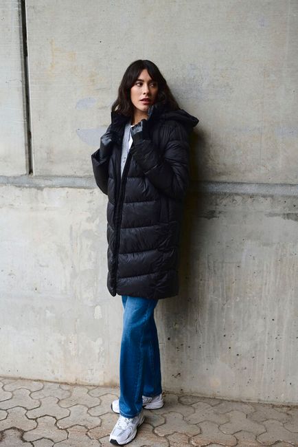 Kaffe jas zwart gewatteerd model KaSusanne black deep