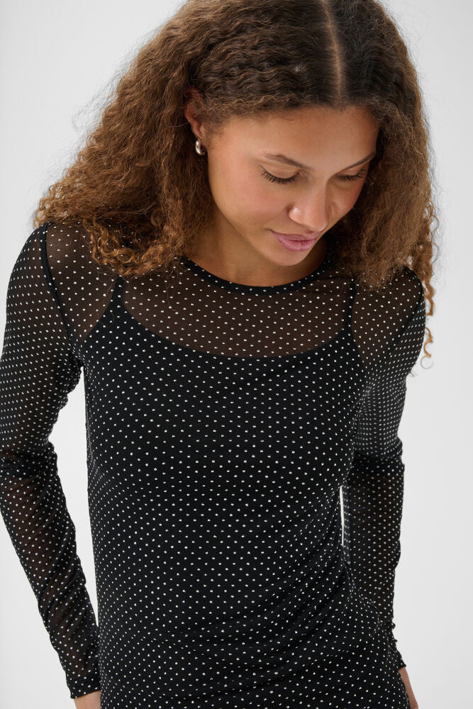Kaffe zwart doorschijnend met studs slimfit model KAmiranda black deep