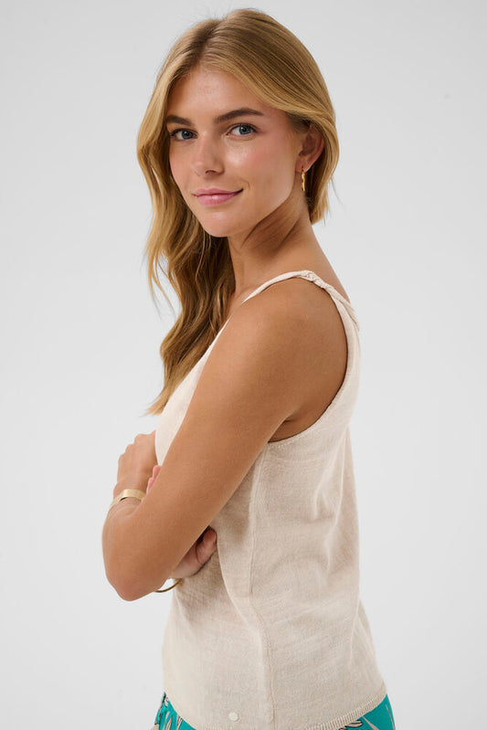 Cream top zandkleur model CRevisa knit perfectly pale beige