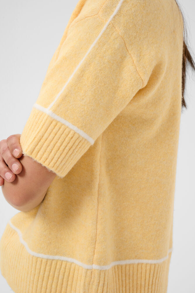 Kaffe trui korte mouw geel model KAjinie knit pullover sunlight melange