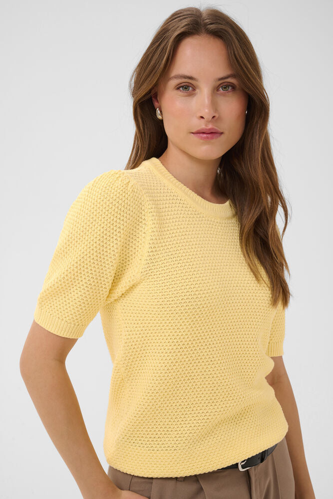 Kaffe trui geel korte mouw model KAvivian knit pullover sunlight