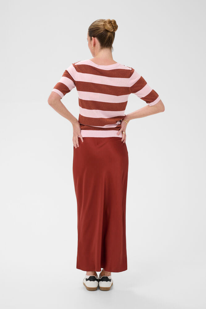 Kaffe trui korte mouw roze met roest bruin gestreept glitter detail model KAregina striped V-Neck Henna Ballerina