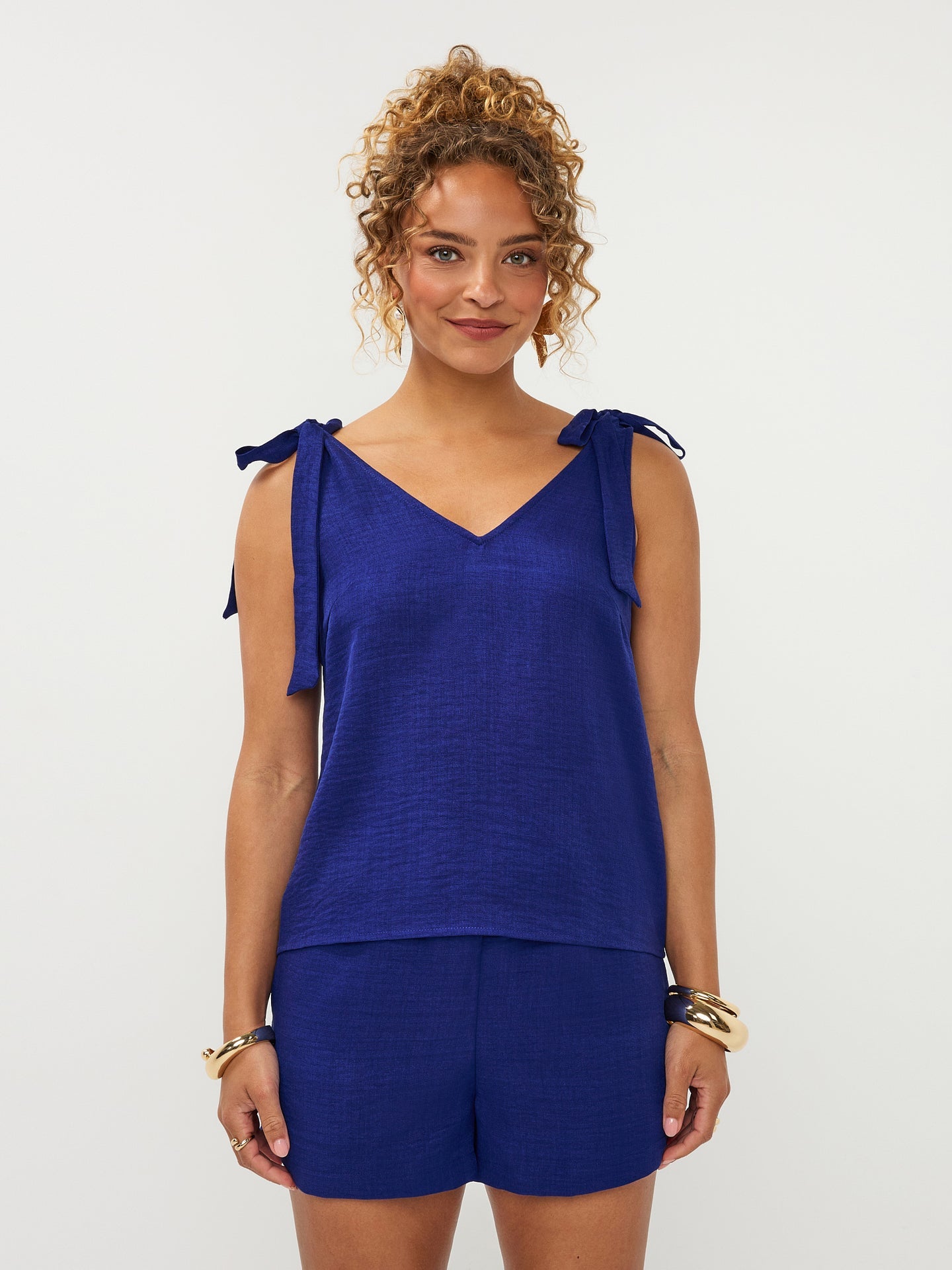 Ydence kobalt top blauw model Kaylin cobalt