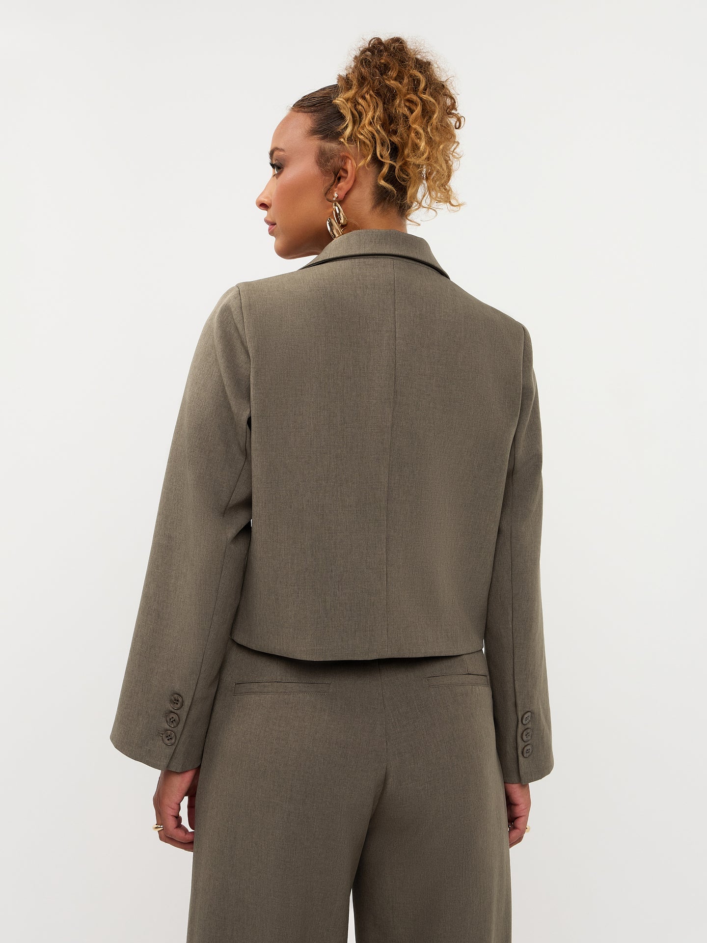 Ydence Blazer olijf groen taupe model Ayla Dusty olive