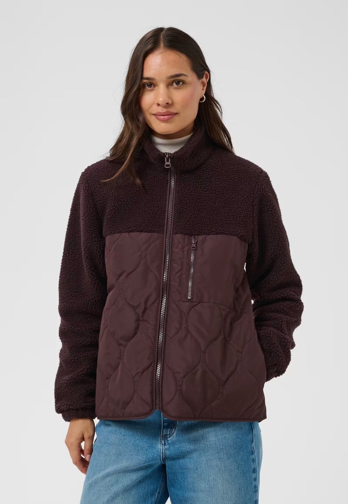Kaffe jas bordeaux Teddy en gewatteerd model KAgracelyn Jas fudge red 