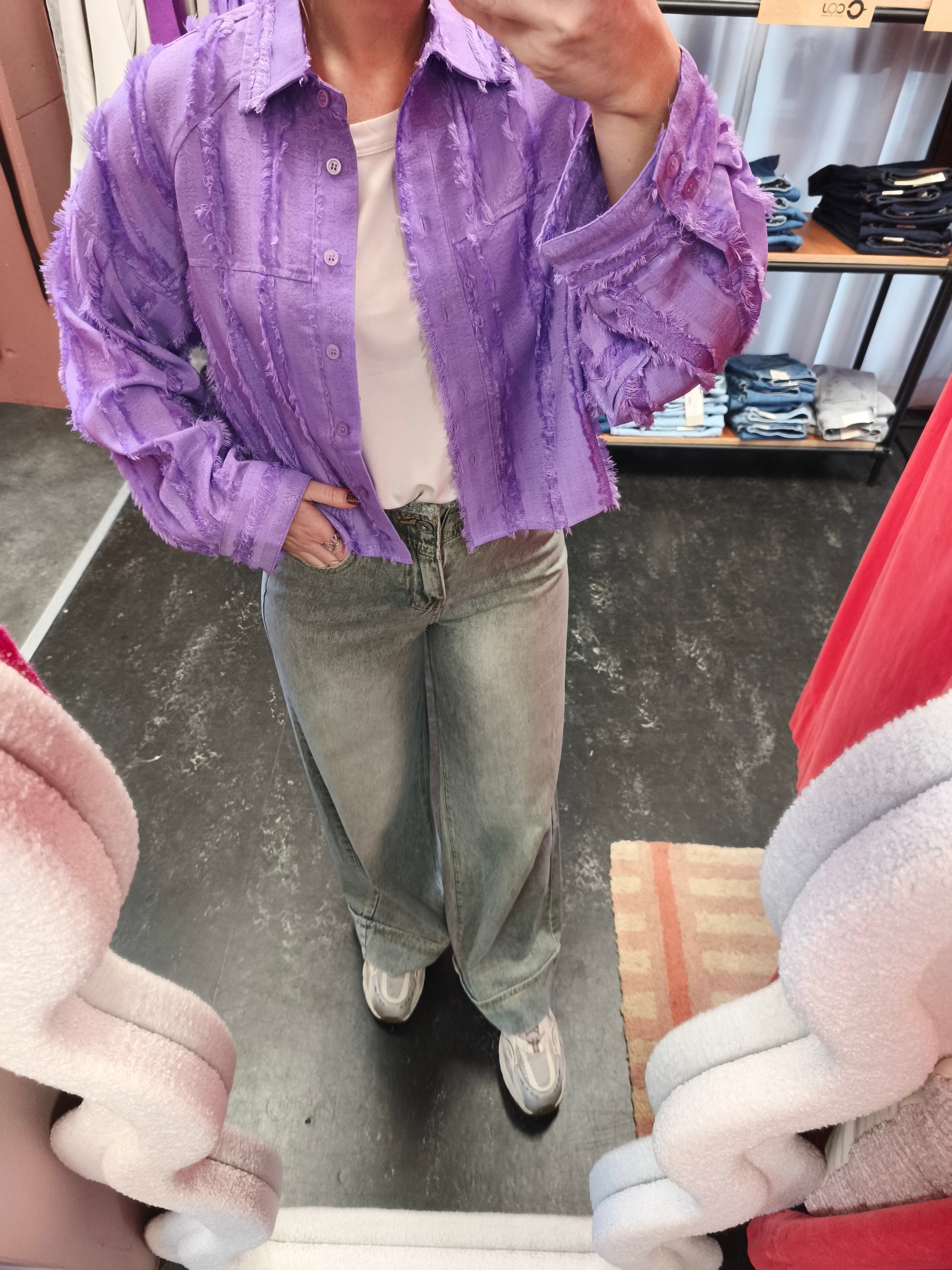 Refined Department lila blouse cropped met ruffles model Saden blouse lilac