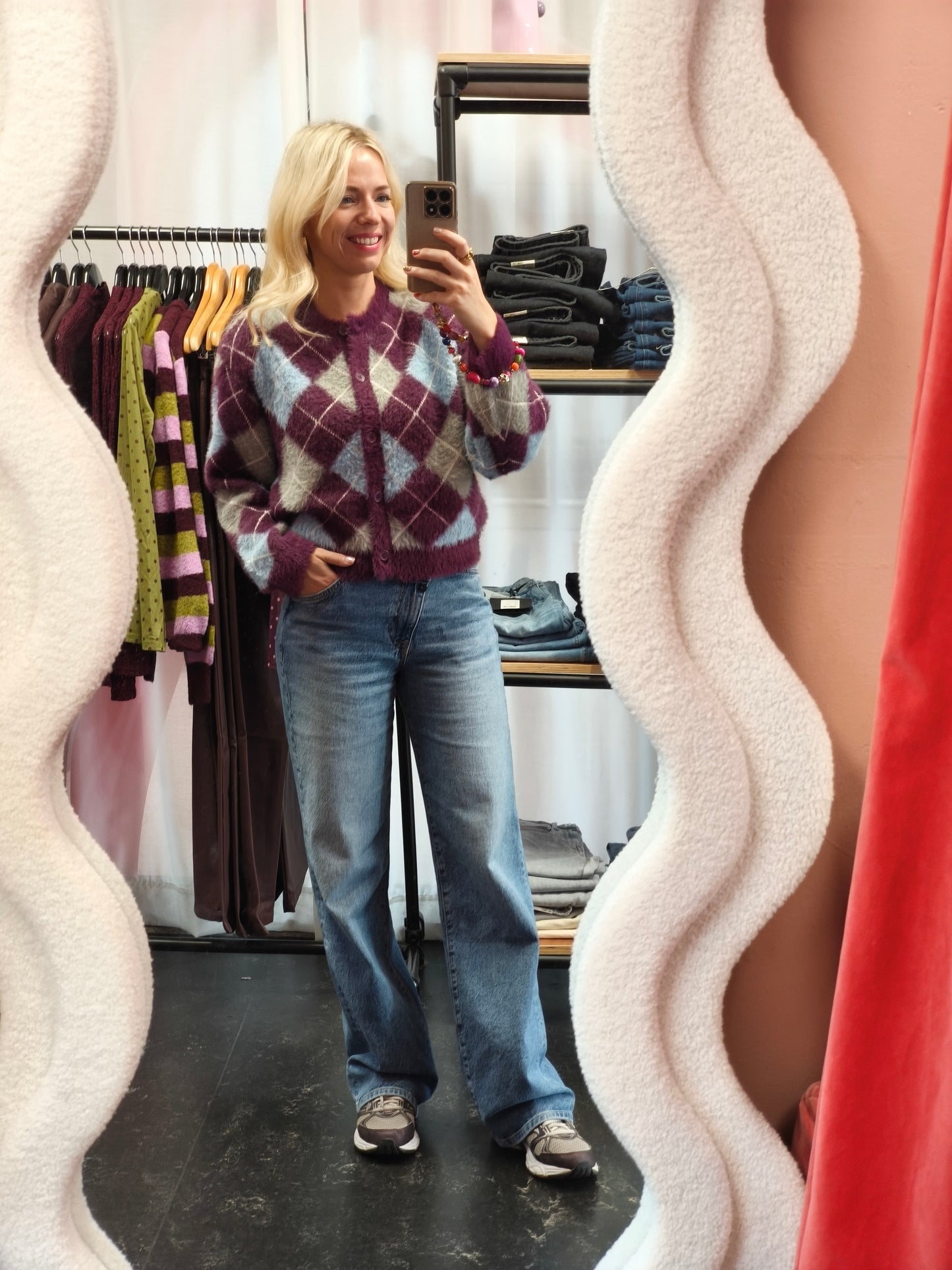 Refined Department vest aubergine argyle print model ladies knitted check cardigan NOMI
R2609429118