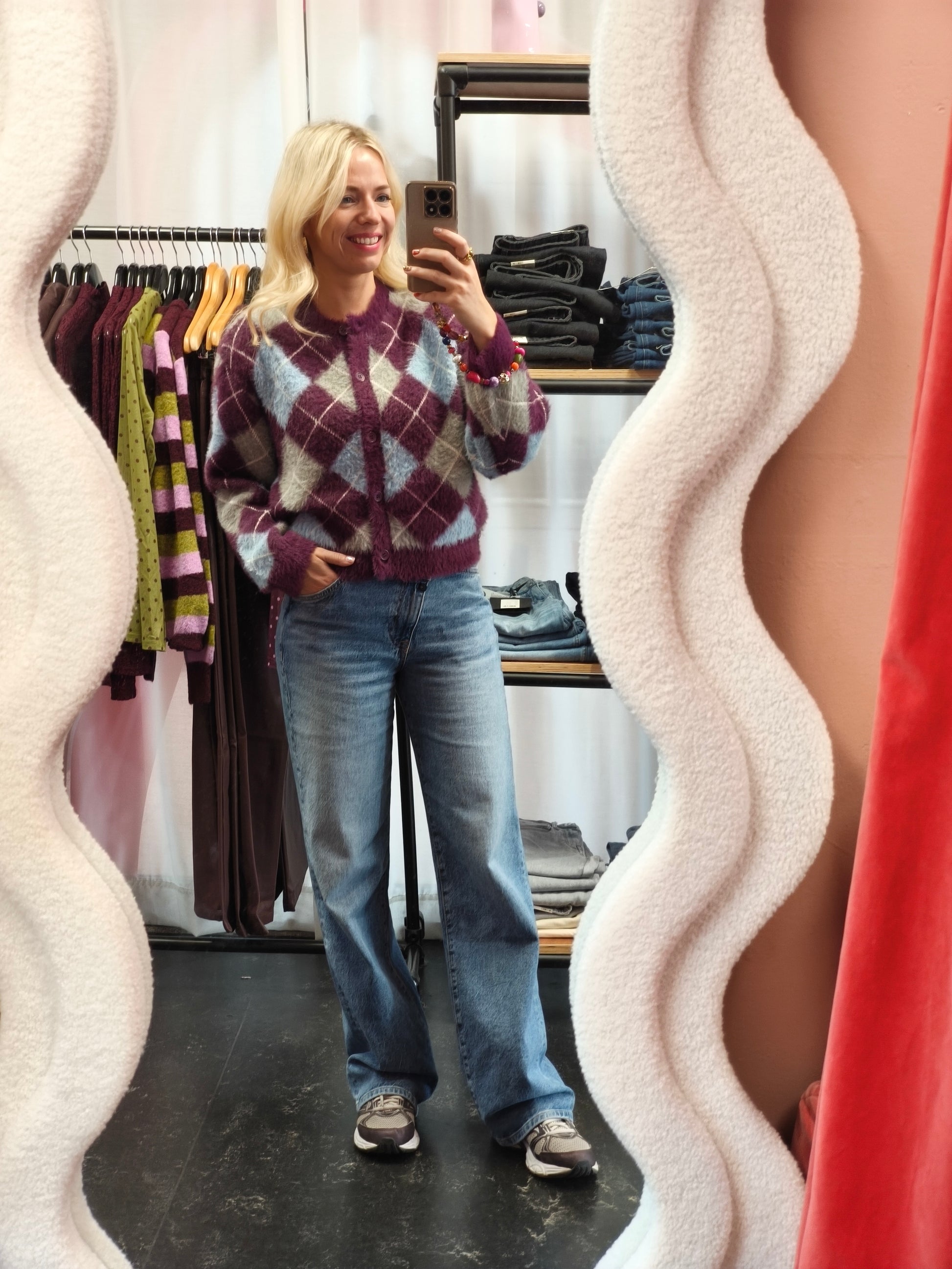 Refined Department vest aubergine argyle print model ladies knitted check cardigan NOMI
R2609429118