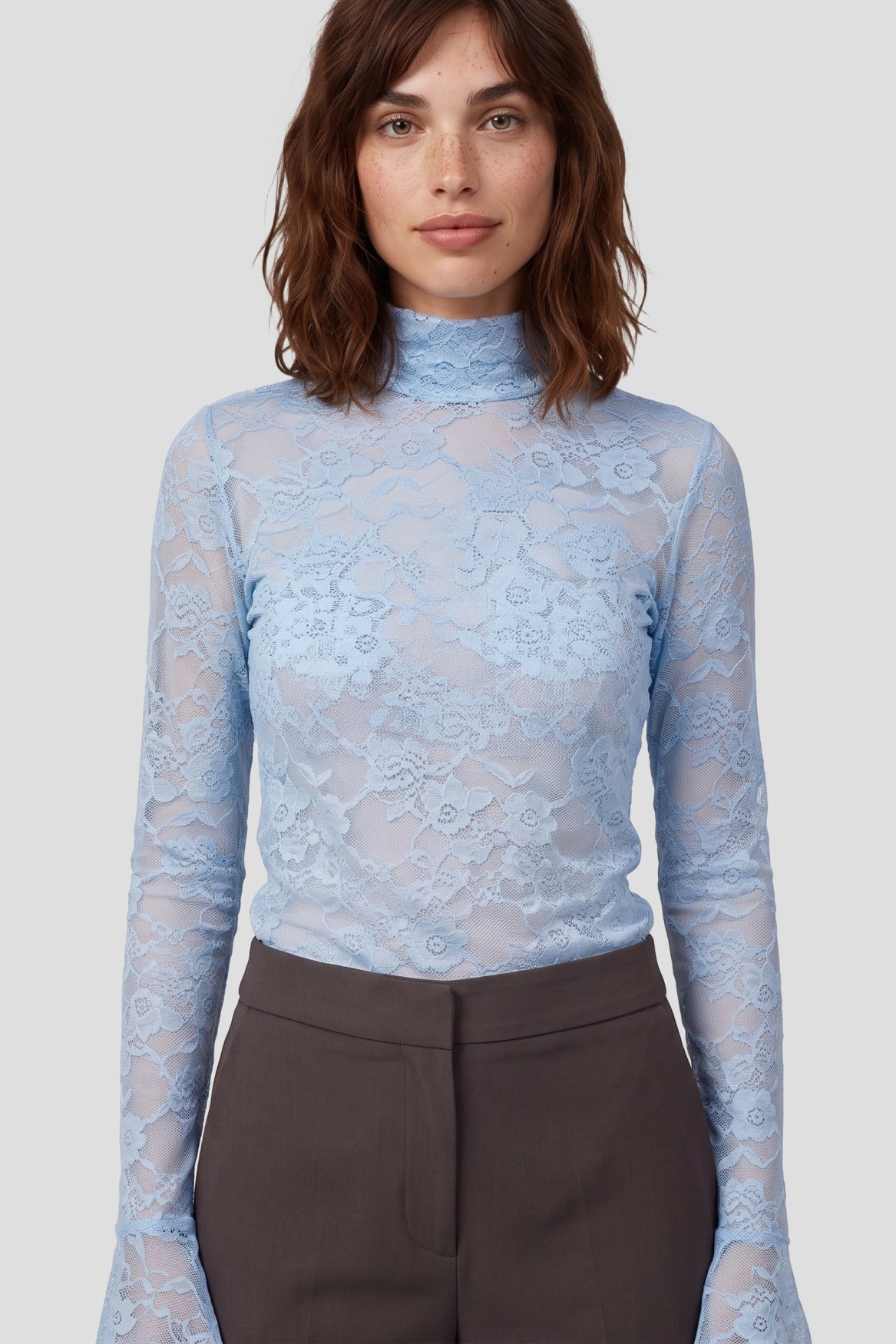 Fluresk kanten longsleeve licht blauw model Hailey top cloud blue 