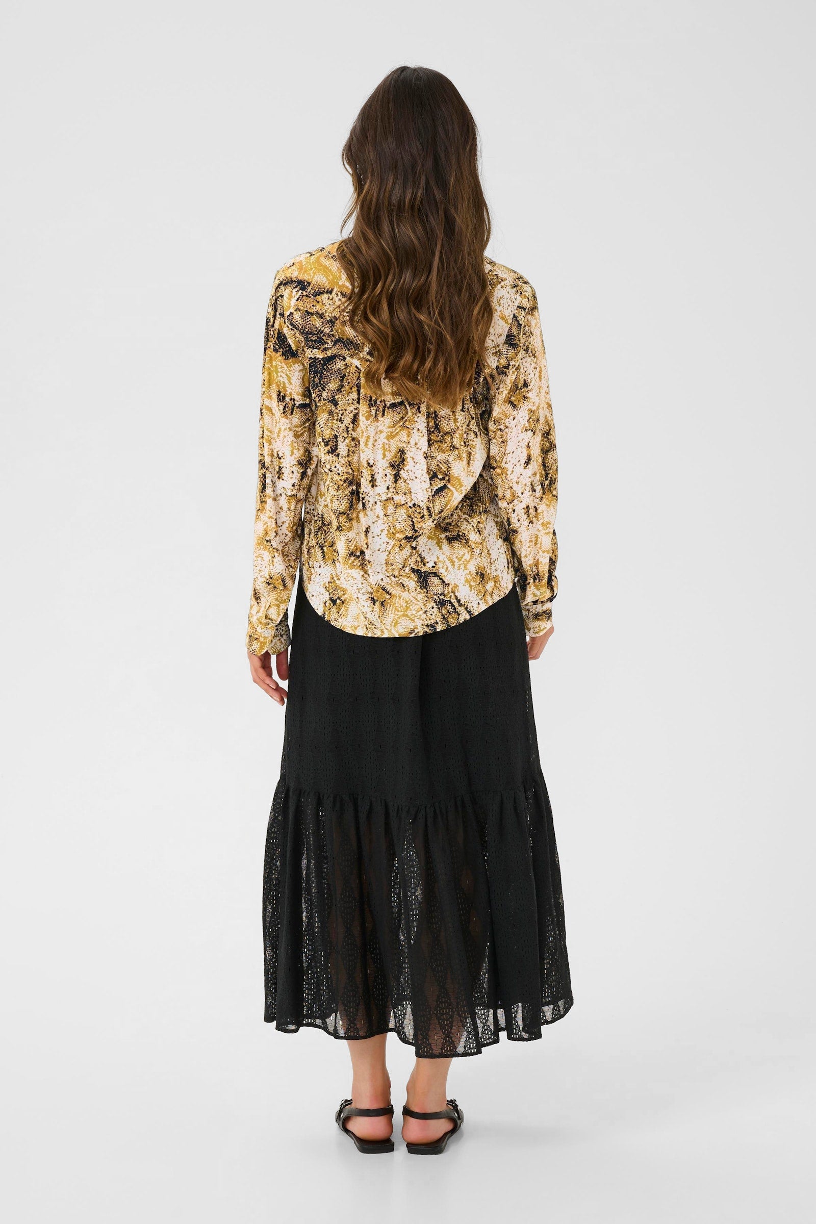 Cream blouse slangenprint beige groen zware print model CRayda tobacco snake