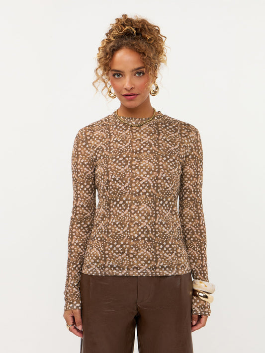 Ydence longsleeve mesh bruin beige model Top Willemijn Bambi print
