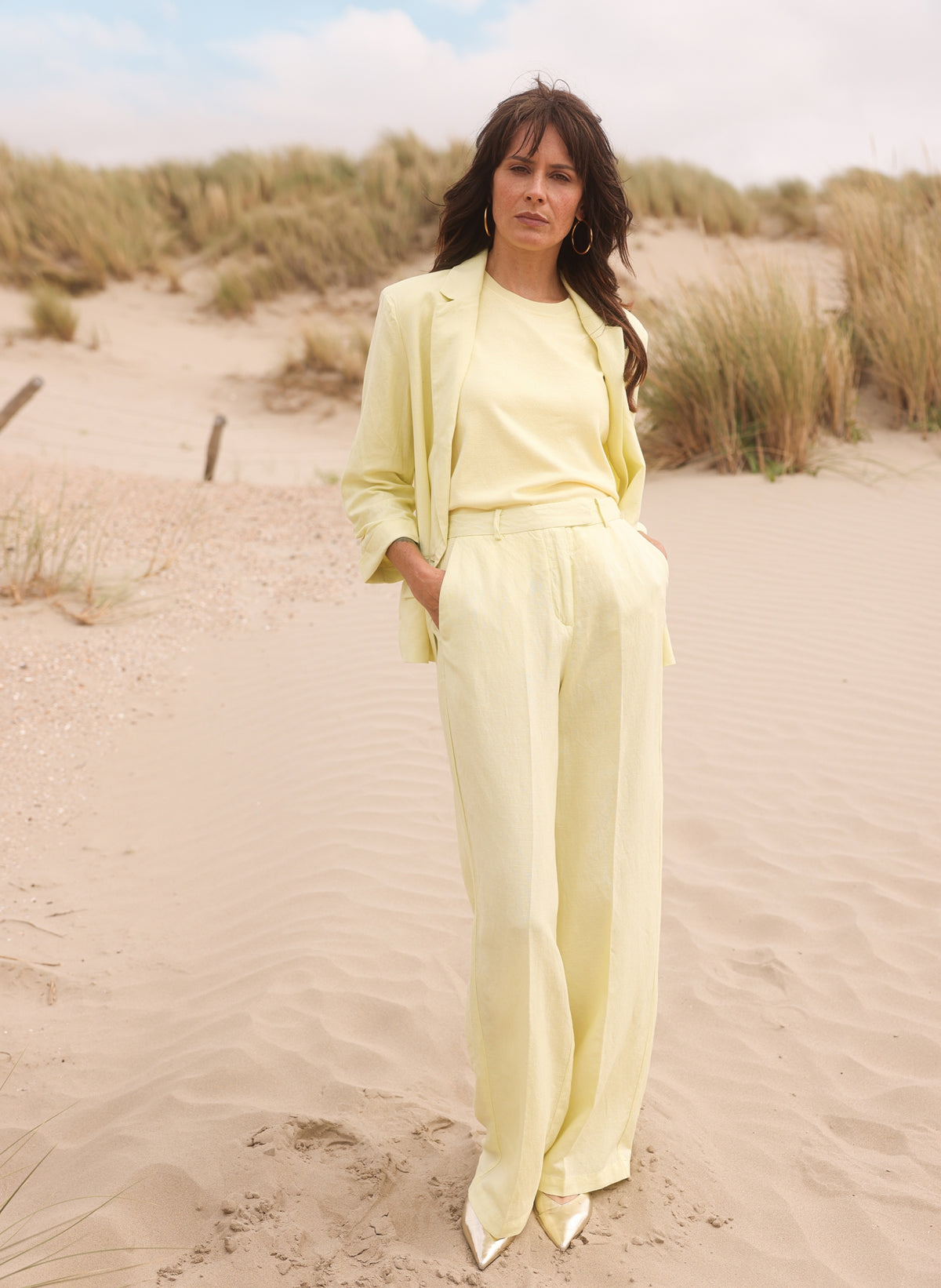 Yest pantalon licht geel model Gilana Essential Pastel Yellow