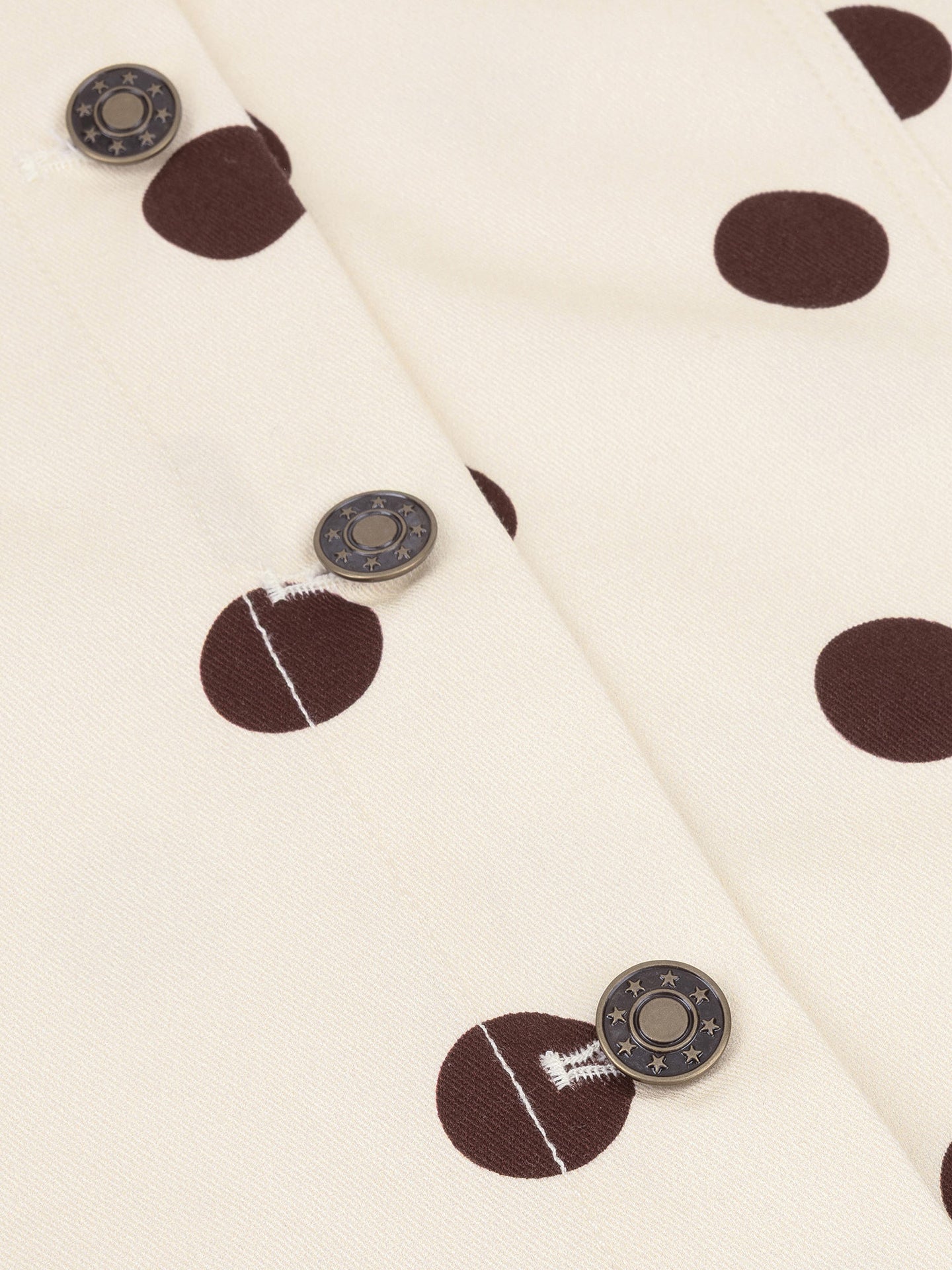 Ydence gilet beige met bruine polkadot stippen model Marit Ecru