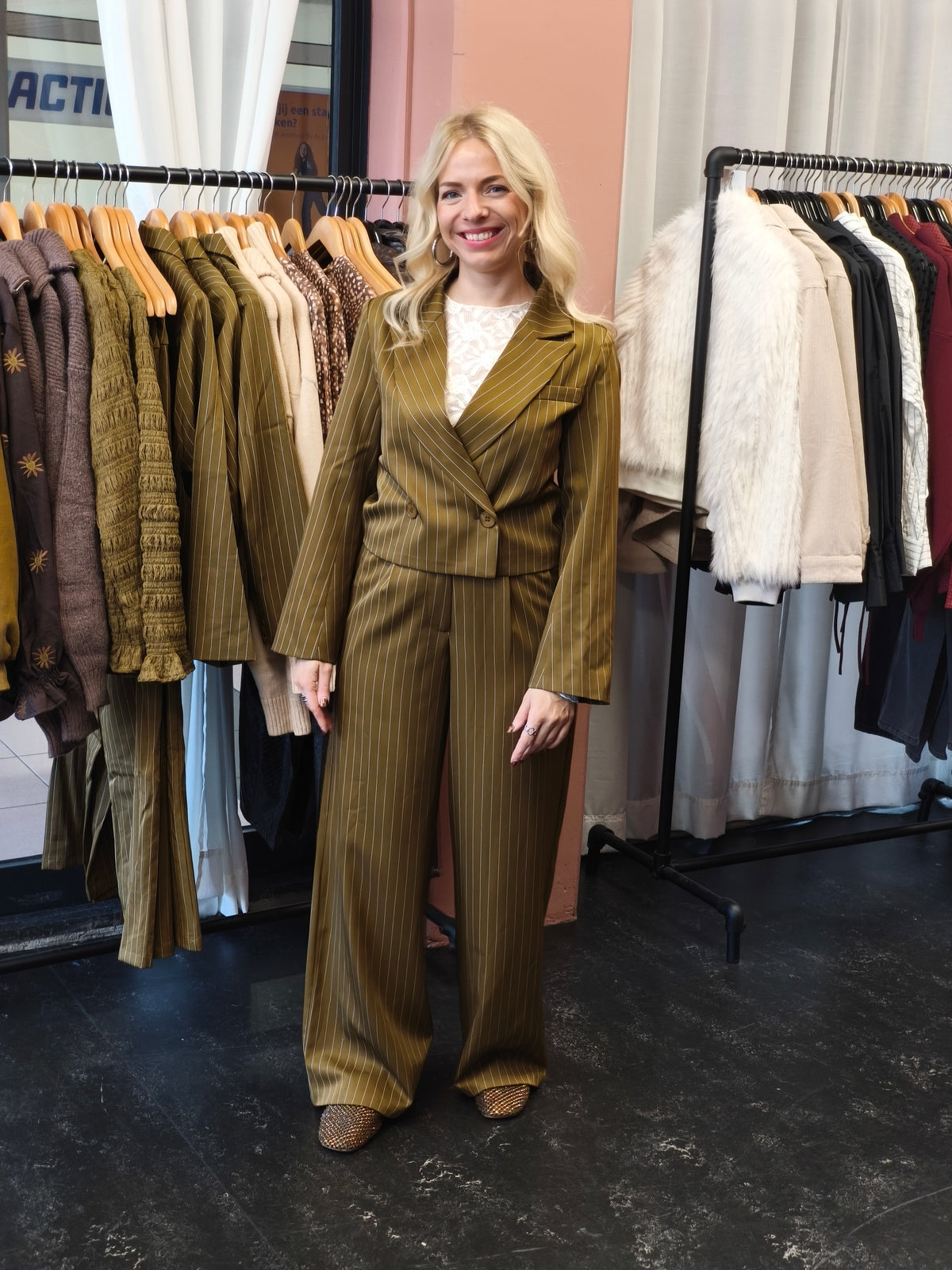 Ydence blazer groen olijf met krijtstreep model Shanna olive 