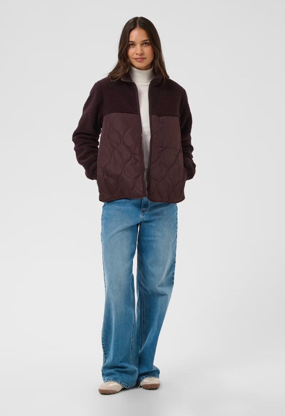 Kaffe jas bordeaux Teddy en gewatteerd model KAgracelyn Jas fudge red 