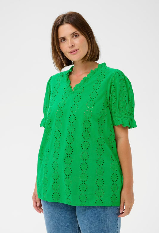Kaffe Curve blouse groen broderie model KCdina bright green 