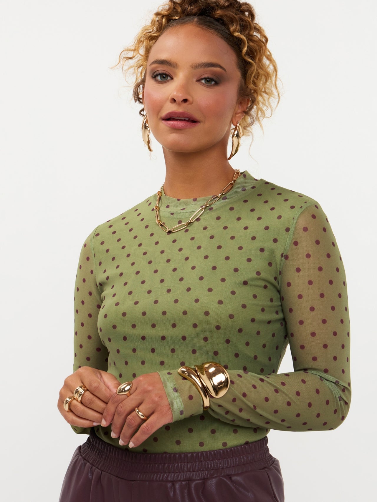 Ydence longsleeve polka dot groen met bruin bordeaux stip model Top Bailey Green