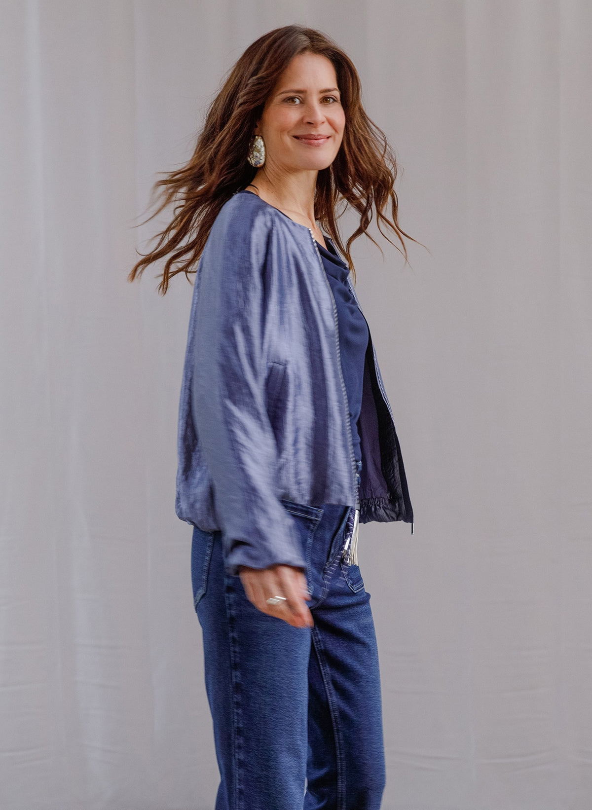 Yest jasje blauw glans model Kassia Essential bomber Faded Blue