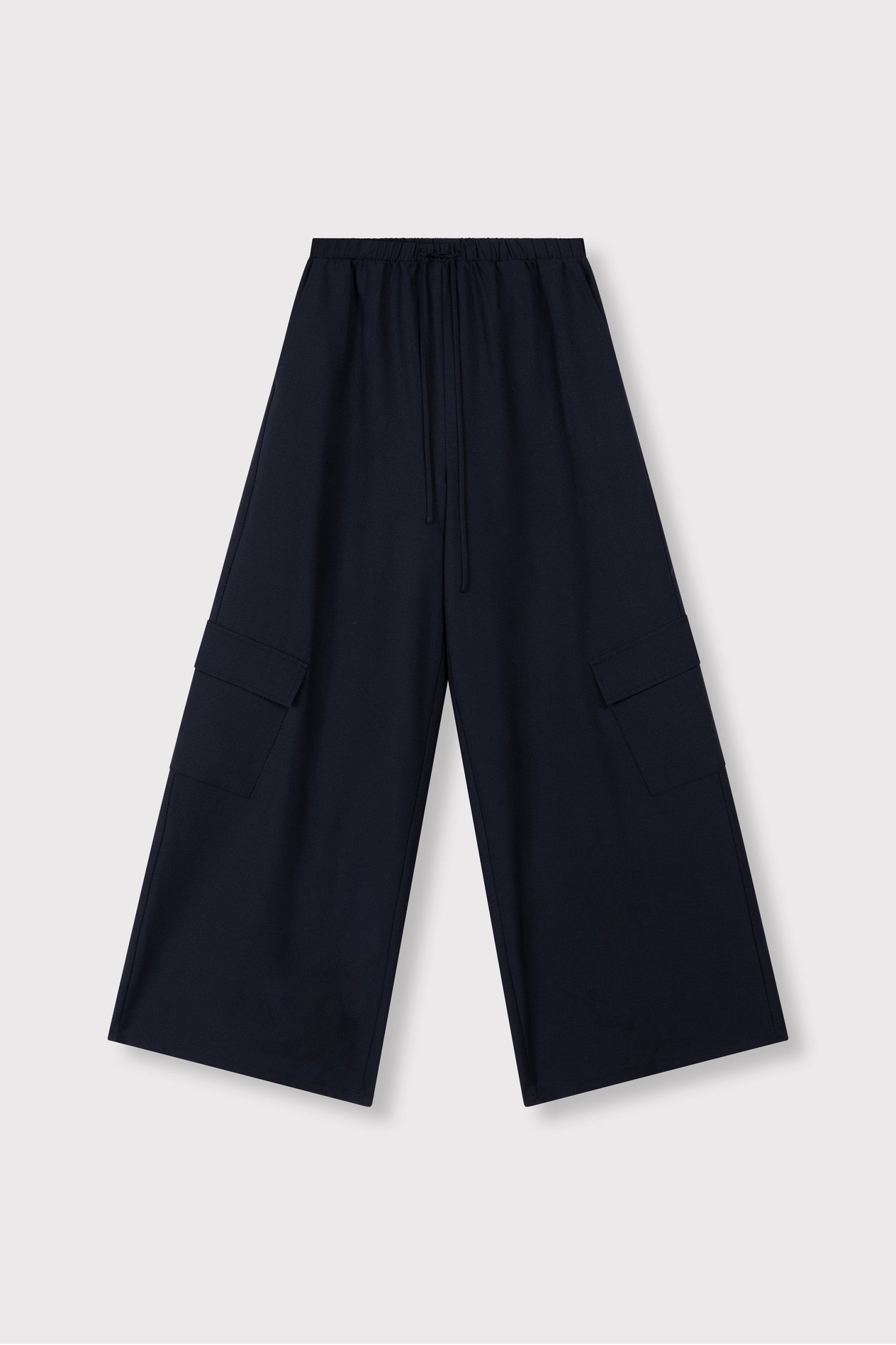 Refined Department broek donker blauw wijd model ladies woven navy pants with pleats MILA
R2609159011