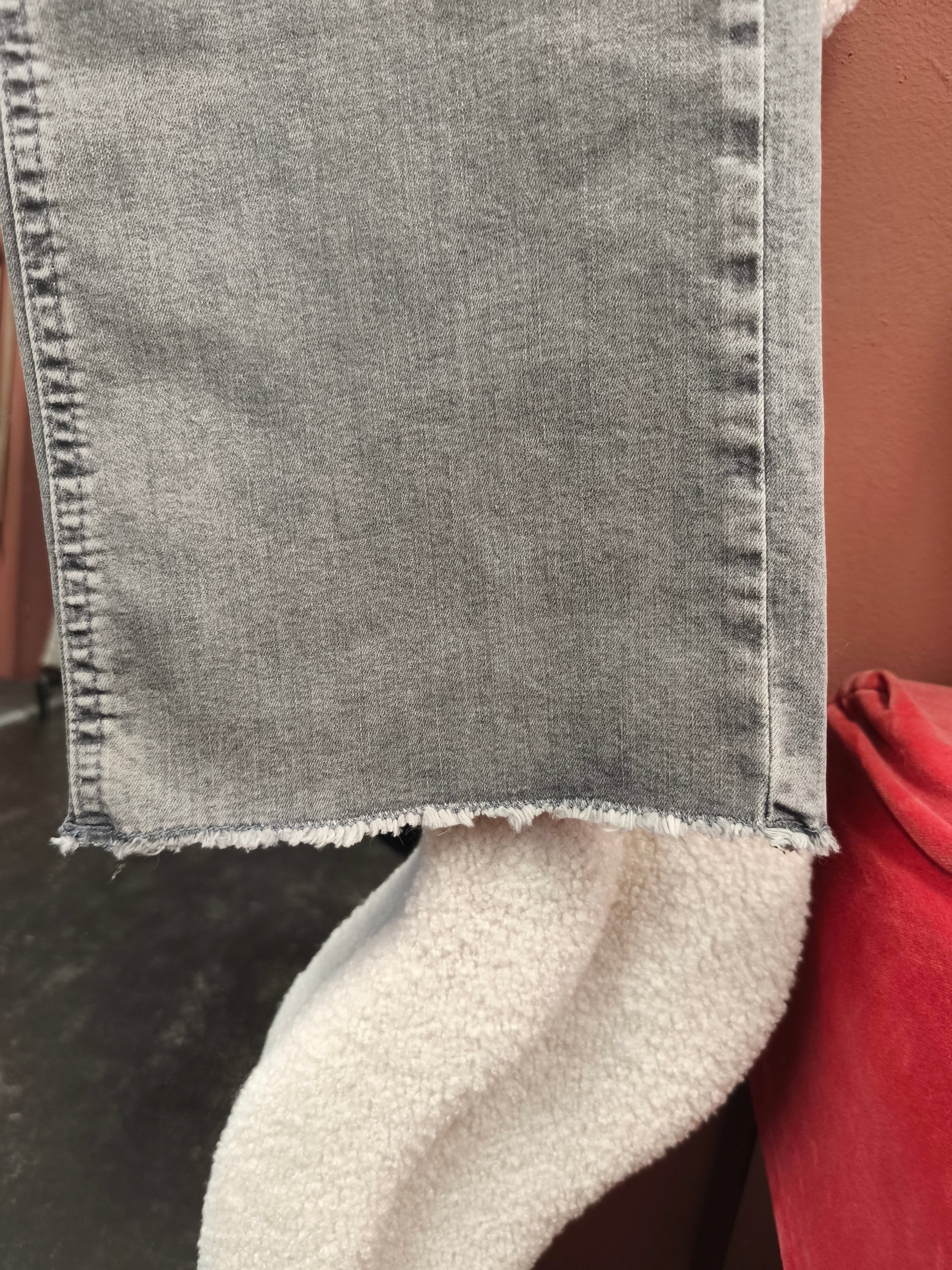 Para Mi jeans licht grijs model Mila mini flare lengte 28 light grey denim 