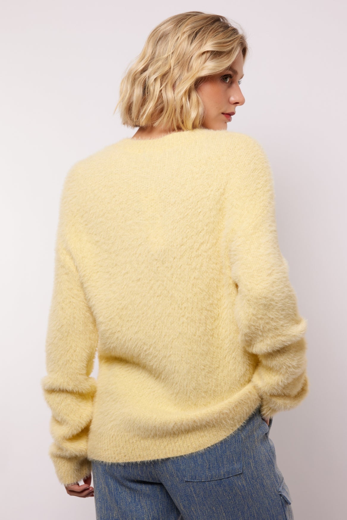 Fluresk gele fluffy trui model Islene knit sweater