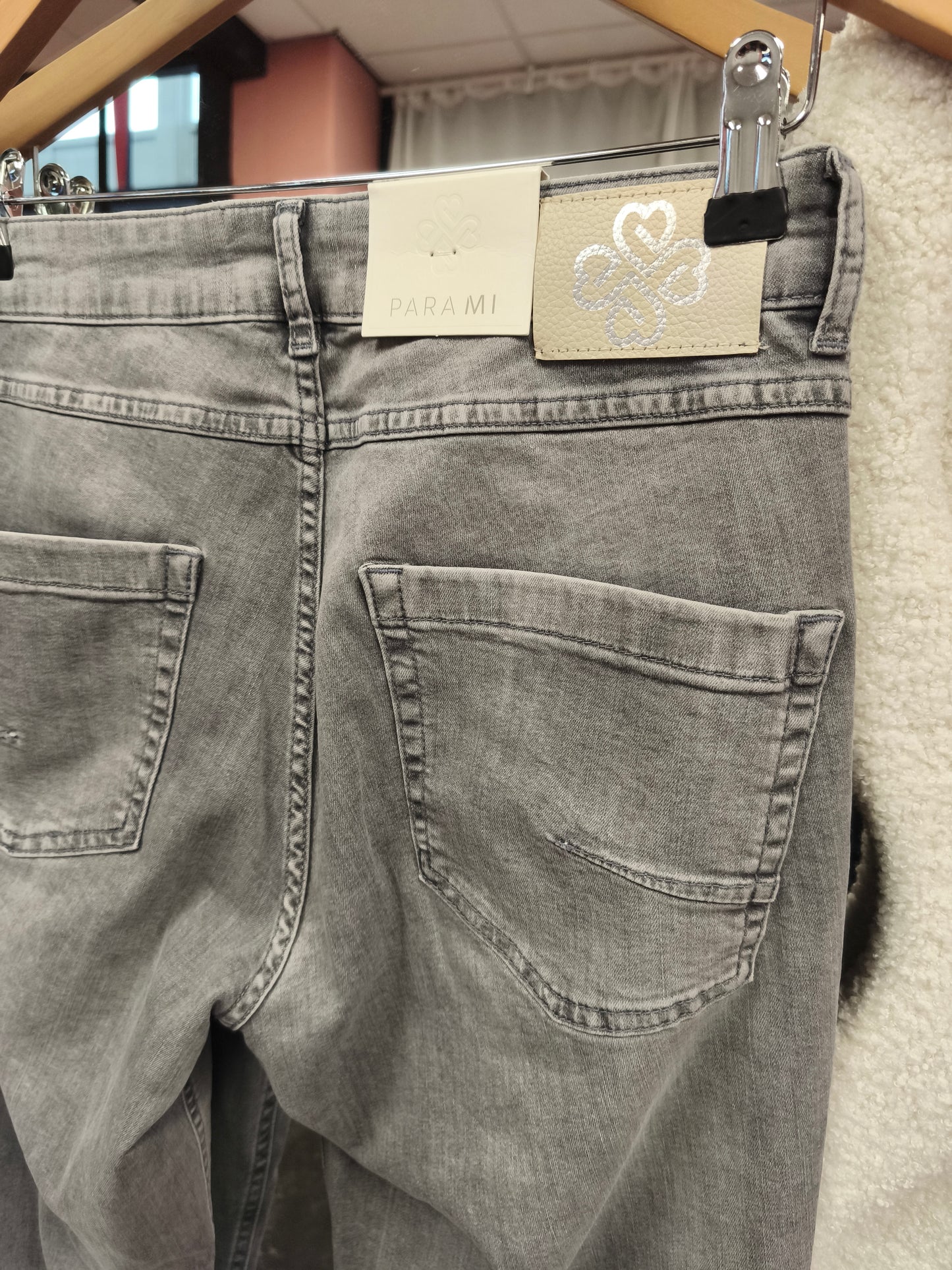 Para Mi jeans licht grijs model Mila mini flare lengte 28 light grey denim