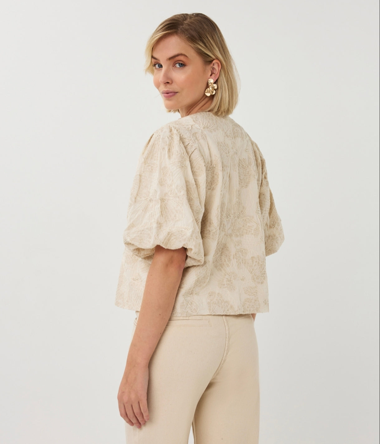 Esqualo blouse jasje offwhite met pailletten detail model balloon top 3D shell print SP26.28005