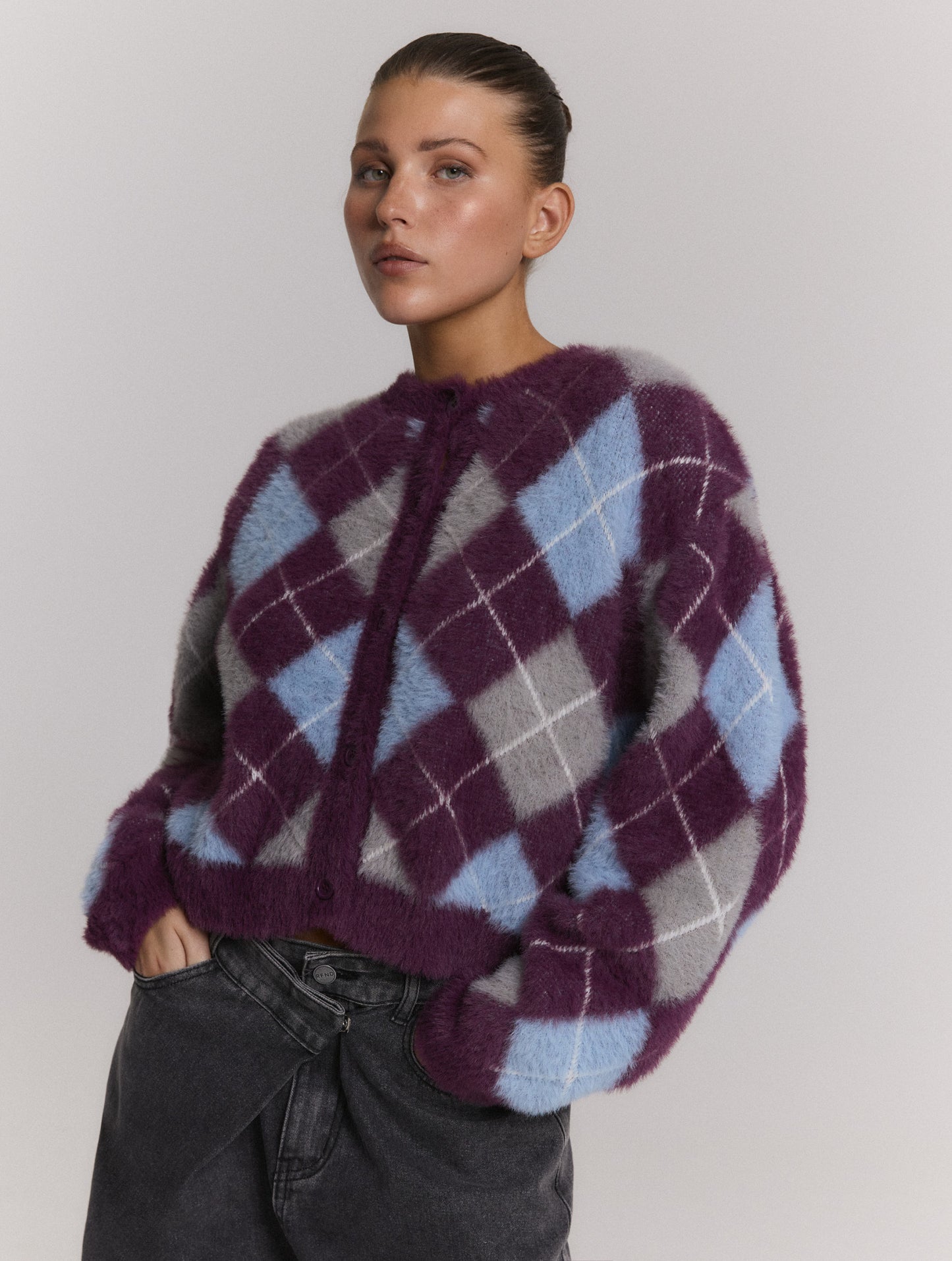 Refined Department vest aubergine argyle print model ladies knitted check cardigan NOMI
R2609429118