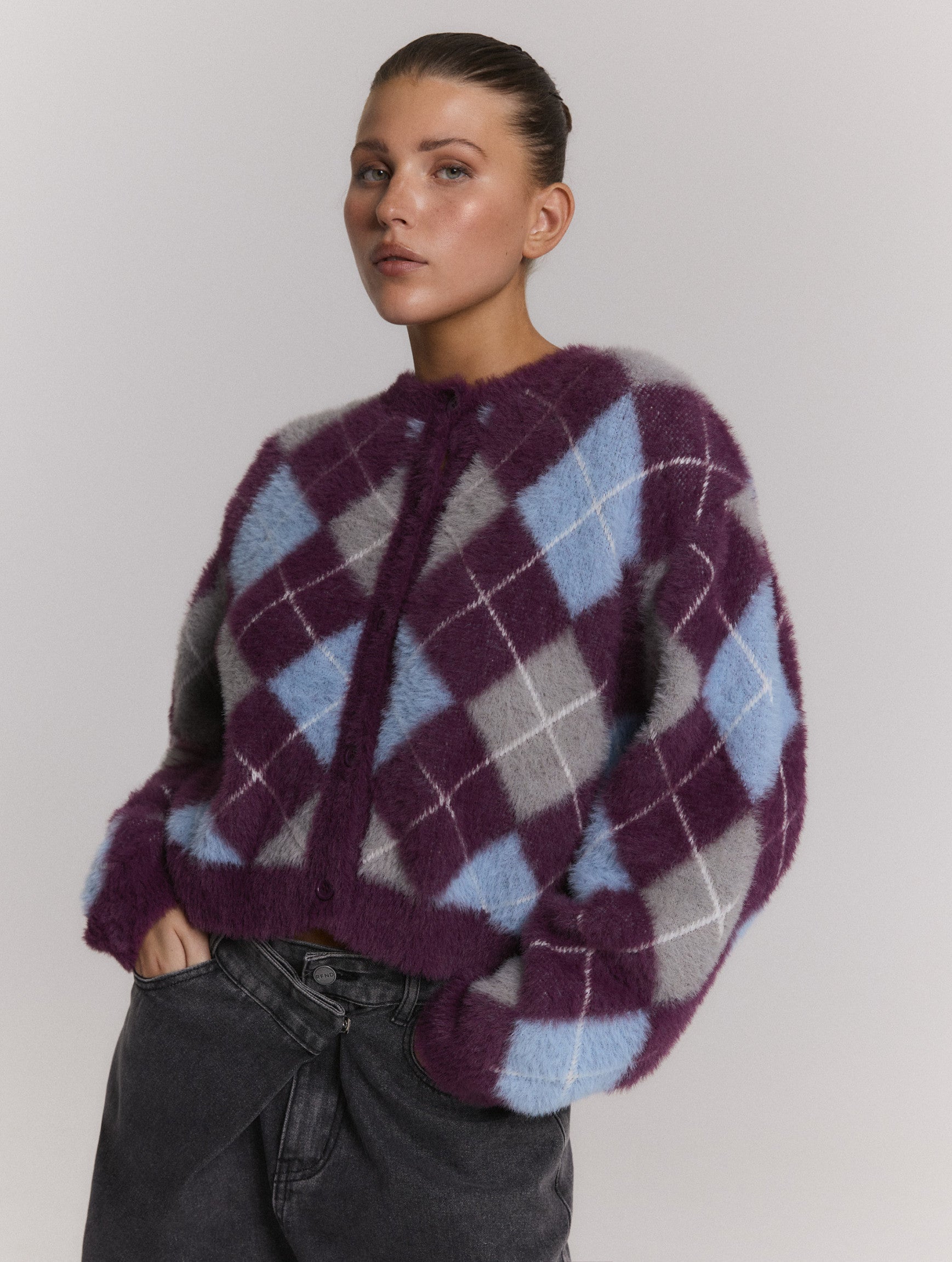 Refined Department vest aubergine argyle print model ladies knitted check cardigan NOMI
R2609429118