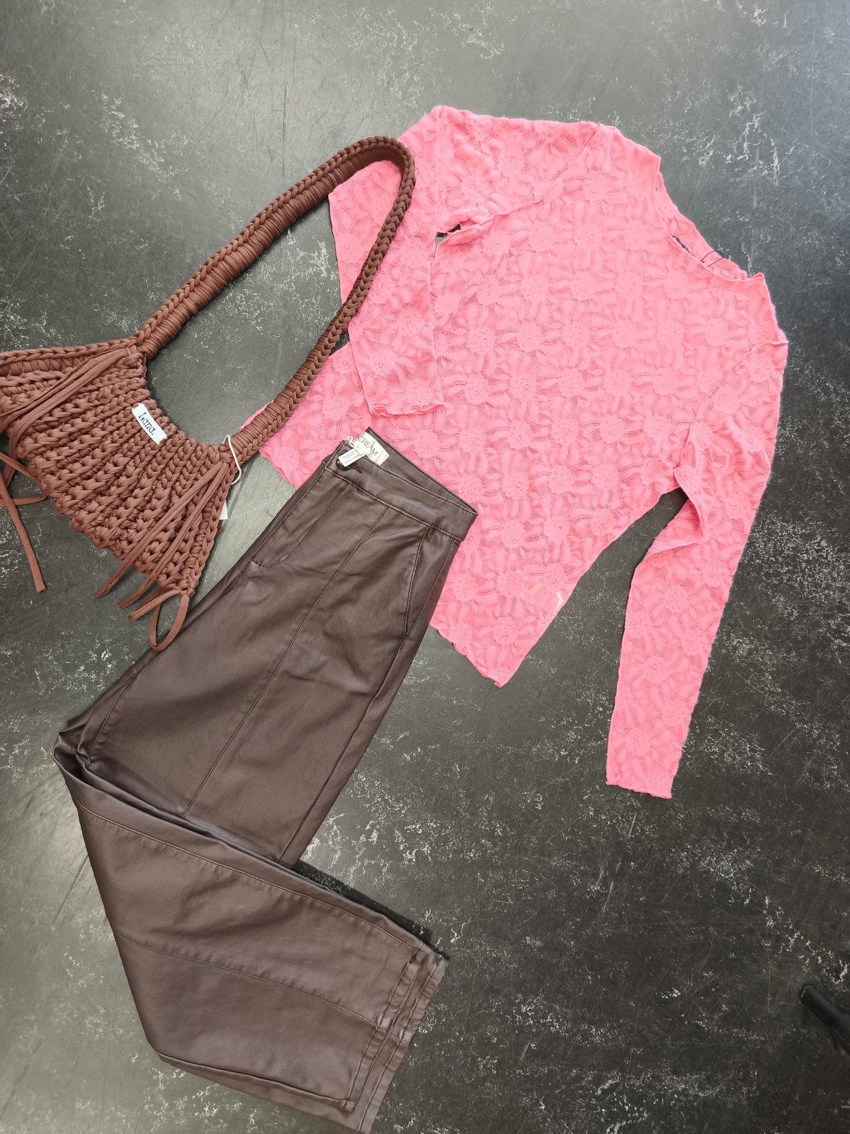 Soulmate kanten longsleeve roze model Florin Chalk pink 11054