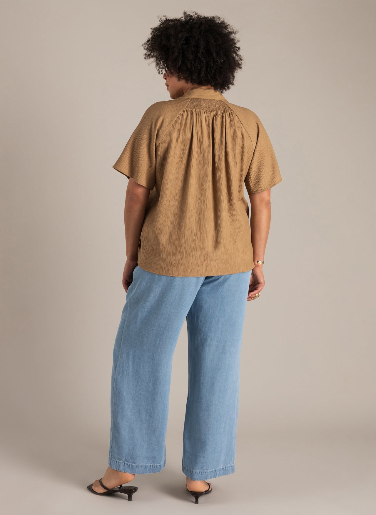 Yest Curve blouse camel model Nathalia top summer taupe A006291