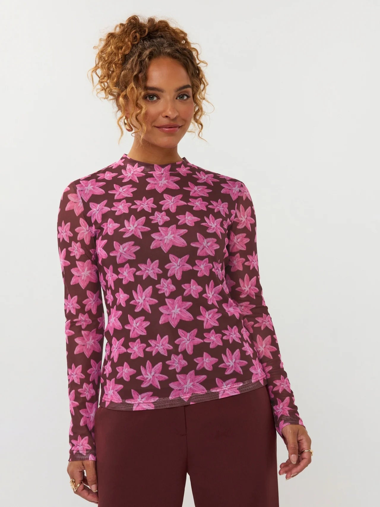 Ydence top bruin met roze bloemen print model Top Willemijn brown flower