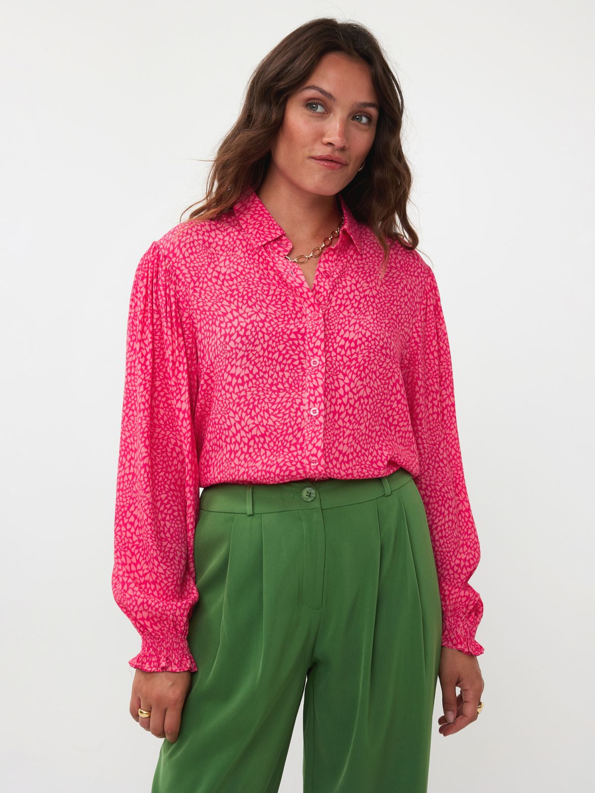 Ydence blouse roze met hartjes model Alyssa hearts