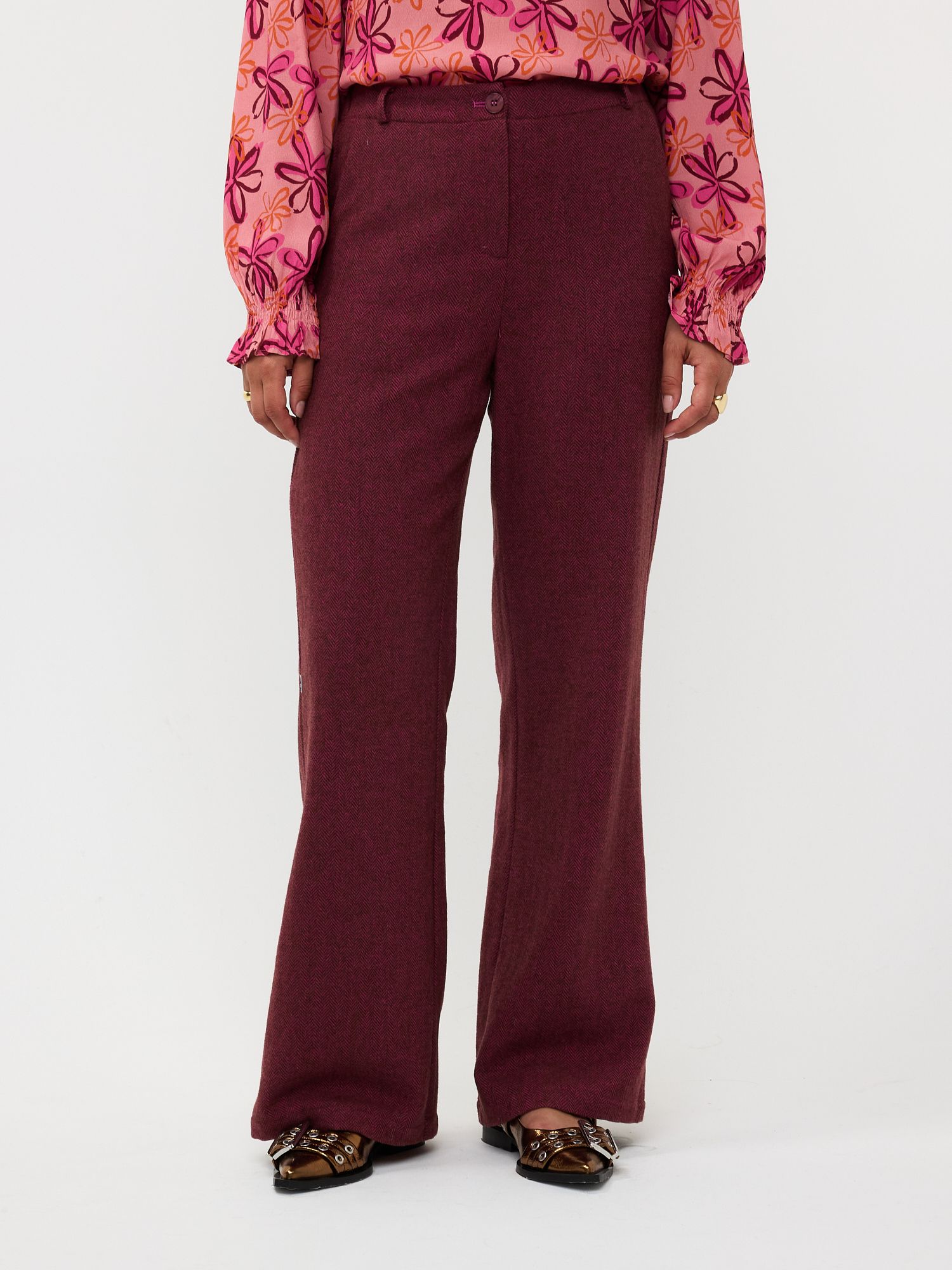 Ydence broek pantalon Judit kleur roze met bruin visgraat print